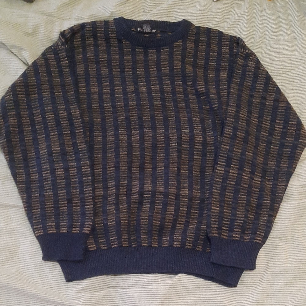 Prime Elements Blue And Yellow Vintage Sweater